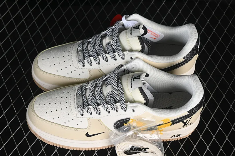 All Categories Nk Air Force 1 Air Force Series Nk Air Force 1 Low Air Force Low Nike Air Force 1'07 Low Joint Horse Galloping Air Force One Low Casual Shoes ZH2598-308
